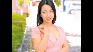 【童貞×人妻】「初めてなの？」母性溢れるメチャシコ人妻が筆おろしセックス！とろけるような凄テクご奉仕＆本番挿入で悶絶！のthumbnail