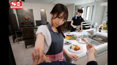 【潮美舞】すぐそばに奥さんがいるのに美人でスタイル抜群のお姉さんにこっそりSEXを誘われる！のthumbnail