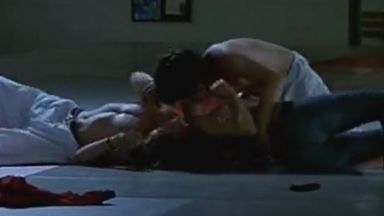 「ドゥーシュ・フロワデス」という映画で女優「クレア・ヌブー」「サロメ・ステヴナン」が濡れ場を見せる。のthumbnail