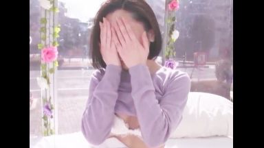 ♥嬉し涙の30歳人妻…結婚7年目…1年ぶりのチンポで泣いちゃった…久しぶりに愛されて男の温もりでイキ狂う完熟マンコのthumbnail