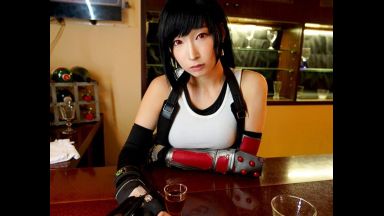 【VR×蓮実クレア】一度は夢見たゲームの世界で酒場で働くヒロインの看板娘とエッチな展開に！？フル勃起したチンポをたっぷり癒してくれる！のthumbnail