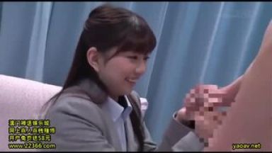 ☆童貞☆筆おろし☆素人♥あっぁぁ…OL※フェラ♥マジックミラー号…ダメぇぇ…企画で濡れちゃおうよ→手コキのthumbnail