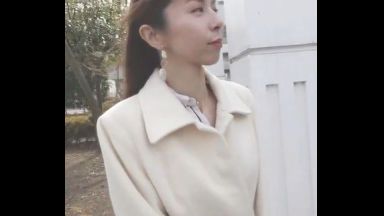 ♥人妻と待ち合わせして自宅で即チンポ欲しがる絶倫奥さん「お願い、我慢できなの欲しいのよ♥」のthumbnail