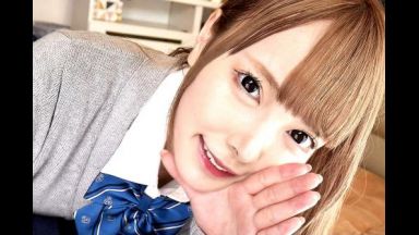 【蘭々】すっごいヌルヌル、もっと奥まで挿れてあげようか♡アナタの顔面を超集中的に襲う美尻JKとマウント顔騎性交のthumbnail