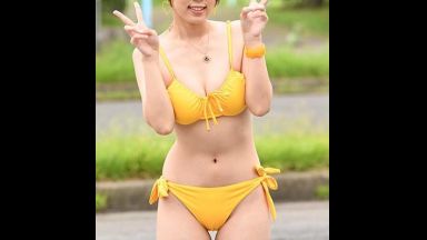 ★巨乳★水着★美少女★ヤリマンビッチ！あっぁぁ…爆乳＠痴女！ナンパでイキ狂う素人ナンパでエッチエロ動画「欲しいの…汚ちんぽ！」露出のthumbnail