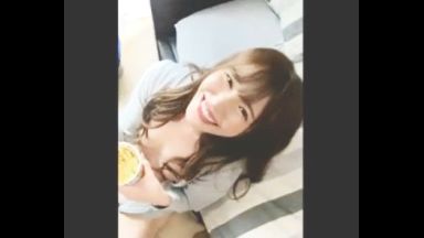 ♡彼女が居ない数日間は彼女の親友とハメ撮り自撮りしちゃった♡貧乳だけど愛液トロトロまんこはスケベですのthumbnail