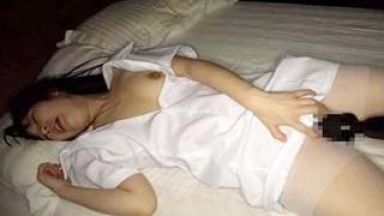 佳苗るか 巨乳美女ナースが手マンと電マでおマンコを弄られぐちょぐちょに濡れてしまうのthumbnail