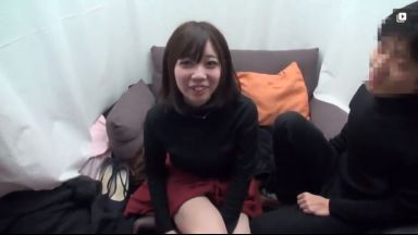 〚素人ナンパ〛　「いやイってないです、我慢しました」電マ刺激に絶頂してないと言い張る素人を下着の染みで確認のthumbnail