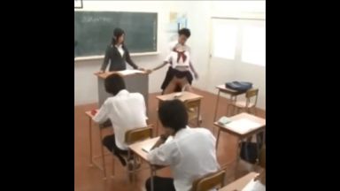 「セックスしてたら遅刻しちゃいました！」ずっと挿入され続けるJK!のthumbnail