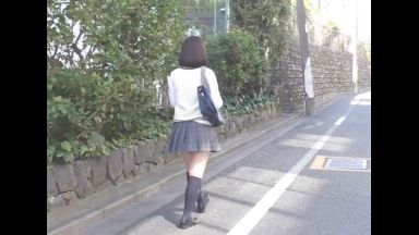 ♡女子高生ナンパしてスク水着せて生中出しをズラしハメ♡清楚なJKが淫乱性獣に調教されちゃうのthumbnail