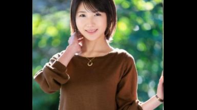 ＜人妻デビュー＞現役外科看護師の色白スレンダー奥様がAV参戦！今日はお任せコースで目いっぱい気持ちよくして欲しいと語り…のthumbnail