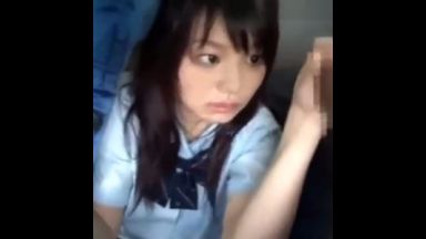 バスでJK痴漢！レイプされて目がいっちゃってるJKにぶっかけ！のthumbnail