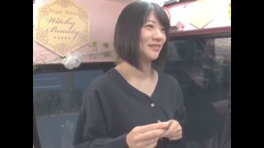 【MM便】黒髪清楚な美魔女美女人妻がカメラの前で公開オナニー⁉人前での露出オナニーで欲情しエロ不倫セックスする浮気妻！のthumbnail