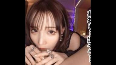 【白石もも】絶賛にち●ぽに沼ってるメス盛り！なぴえん系女子！性豪メスざかり公共マ●コをやりまくり♡のthumbnail