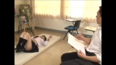 パンチラJKをデッサンしたついでにめちゃくちゃエロいことさせまくりシックスナイン童顔ロリビッチJKのthumbnail