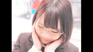 ♥Ｈカップ※卒業式直後の高校最後の思い出に…眼鏡少女の清純おまんこは精子をたっぷり連続で搾り取っちゃう♥のthumbnail