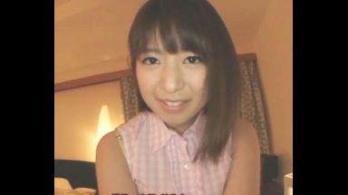 ♥童貞喪失「勉強頑張ったからご褒美ね…初体験してみる？♥」筆おろしは家庭教師の爆乳先生のthumbnail