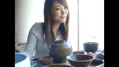 【素人ナンパ】モデル並みにエッチなスレンダー巨乳美女とホテルハメ撮り！ラブラブご奉仕ドスケベ生ハメ中出しセックス！のthumbnail