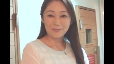 ♥離婚して7年ぶりのチンポ※50歳のバツ２熟女…SEXしたくて我慢できないから…素人奥様は久しぶりに女に戻りたいののthumbnail