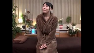 ☆媚薬SEX☆ポルチオ☆羽生ありさ☆超乳奥様！あっぁぁ…巨乳※盗撮！人妻であなたも絶対欲しくなっちゃったよね※主婦のエロエロ動画「もうダメよ…ダメダメ！」騎乗位のthumbnail