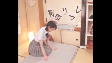 ♡精子どぴゅぅぅの次は連続で男潮吹きスプラッシュさせる女子校生のリフレ…大人気の淫乱変態JKの凄テクのthumbnail