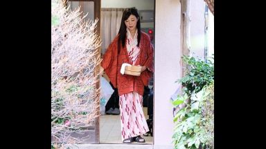 ☆日帰り温泉☆輪姦☆乱交☆人妻！みんなで見よう…巨乳※浮気！女社長だから感じまくるアラフィフの姦通エロ動画「あっぁあん…イクぅぅっ！」成咲優美のthumbnail