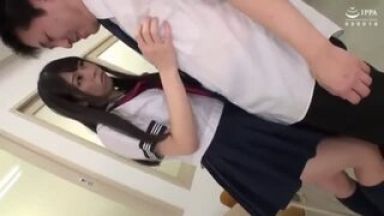 ♥セーラー服＿制服♥太もコキでイキ狂ちゃう…女子校生で性欲暴発しちゃうH動画「欲しいよ…欲しいの♥」☆学校☆のthumbnail
