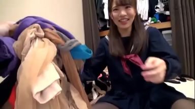 【援交JK】パパ活JKでお金稼ぎしてる童顔ロリビッチJK黒パンストがエロいえちえちJKと汚部屋エッチ興奮するのthumbnail