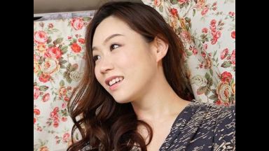 【熟女ナンパ】40代美魔女美女人妻を車内でバイブ＆電マ責めからホテル連れ込み！他人棒で生ハメ中出しするエロ不倫セックス！のthumbnail