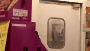 ☆手コキ☆美女☆若妻♥セクハラ＠センズリ鑑賞♥フェラが好きなの…中出しで濡れちゃおうよ→人妻のthumbnail