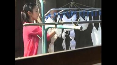 【ヘンリー塚本】息子の嫁の性器を想像し屋根裏の穴から情事を覗き見する義父♥のthumbnail