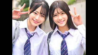 『おちんぽ…デッサン？』バレー部の友達同士な制服美少女jkがおちんぽデッサン挑戦⁉4P乱交してしまうエロ企画【素人ナンパ】のthumbnail